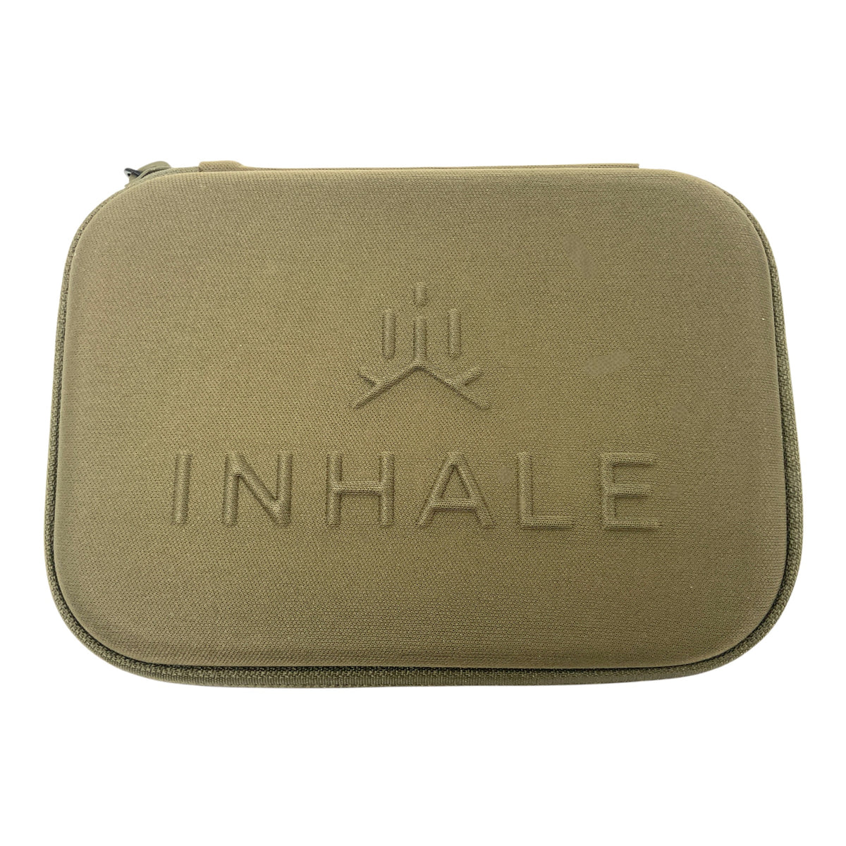 Geschlossenes INHALE Etui in Oliv mit geprägtem Logo